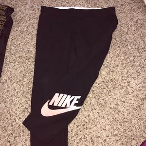 NIKE LEGGINGS